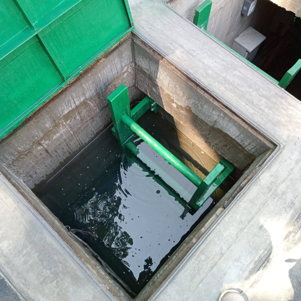 Escalera para tanque de agua potable